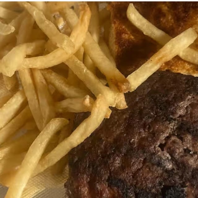 Kids Cheeseburger.